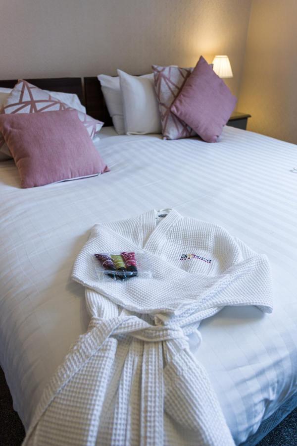 Relax At Rosscourt Guest House-Free On Site Parking (Adults Only) Bournemouth Ngoại thất bức ảnh
