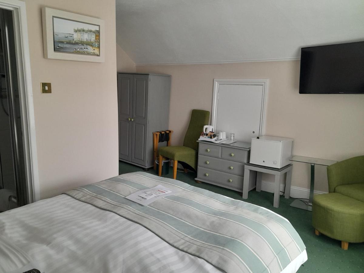 Relax At Rosscourt Guest House-Free On Site Parking (Adults Only) Bournemouth Ngoại thất bức ảnh