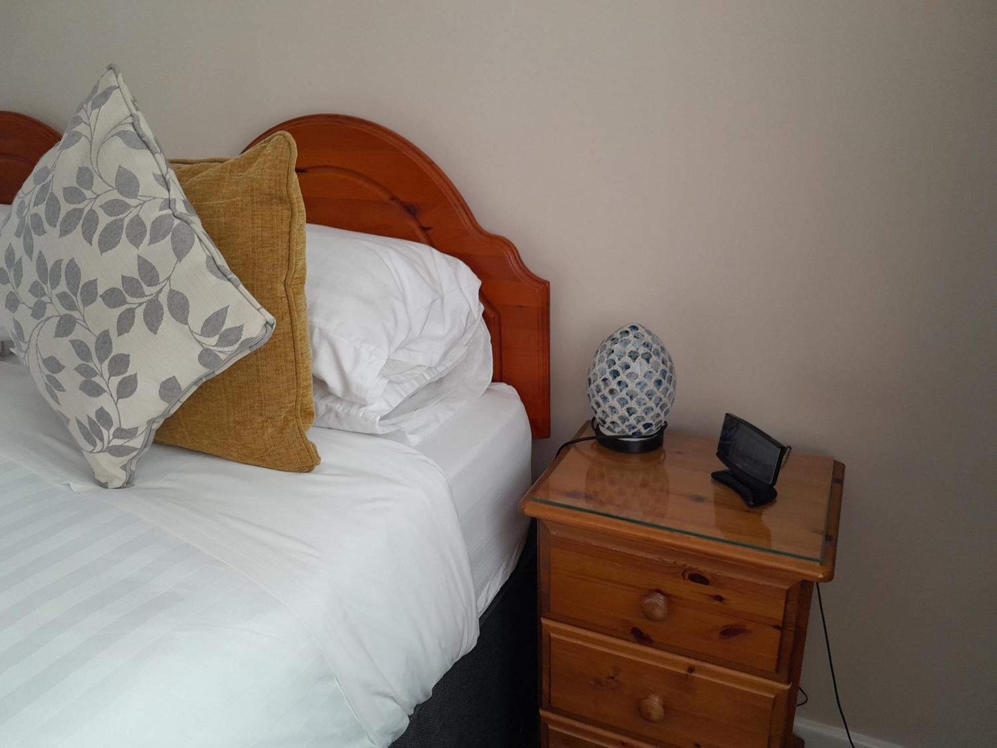 Relax At Rosscourt Guest House-Free On Site Parking (Adults Only) Bournemouth Ngoại thất bức ảnh