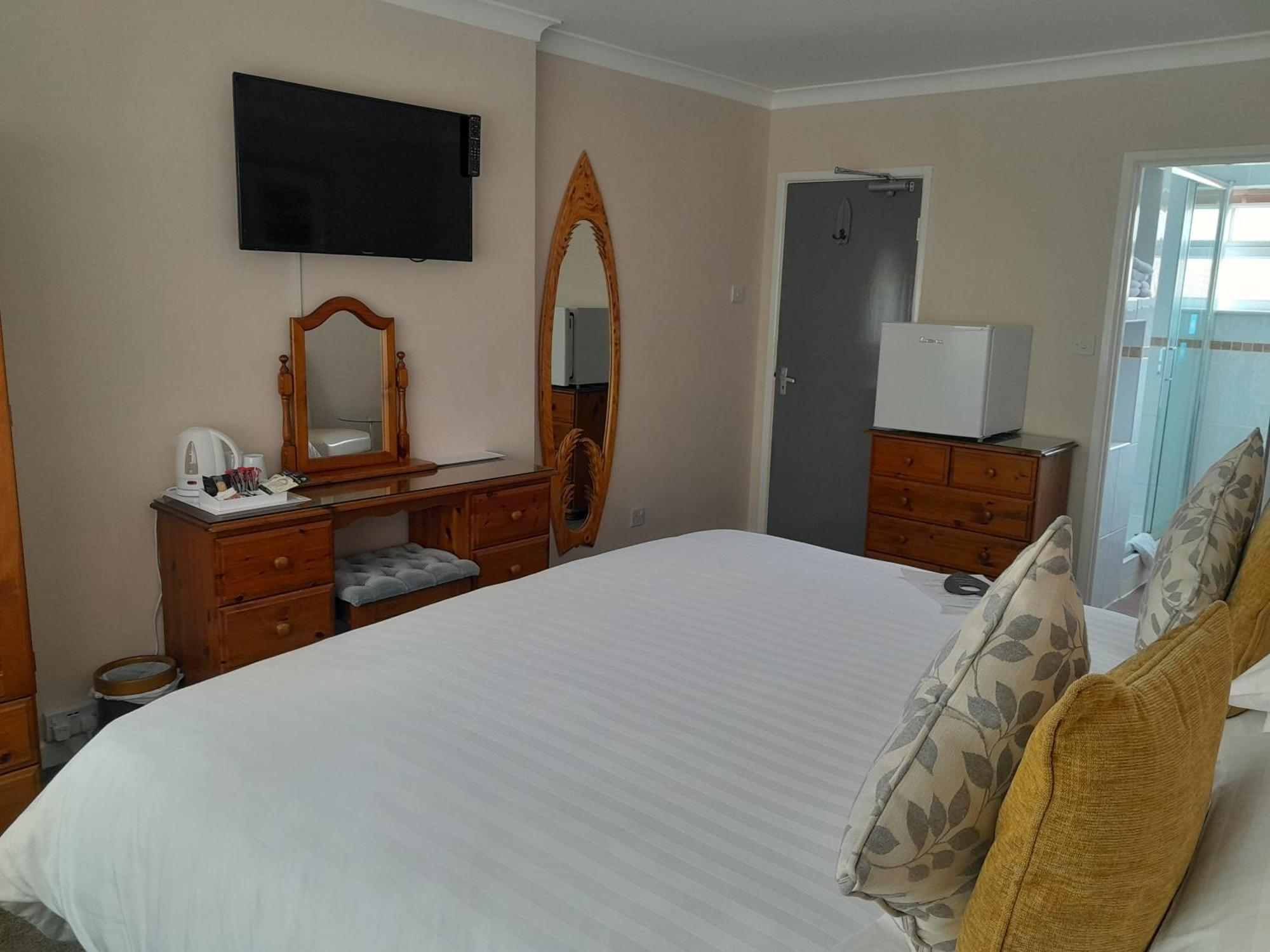 Relax At Rosscourt Guest House-Free On Site Parking (Adults Only) Bournemouth Ngoại thất bức ảnh