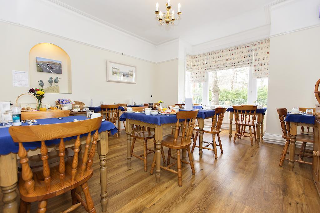 Relax At Rosscourt Guest House-Free On Site Parking (Adults Only) Bournemouth Ngoại thất bức ảnh